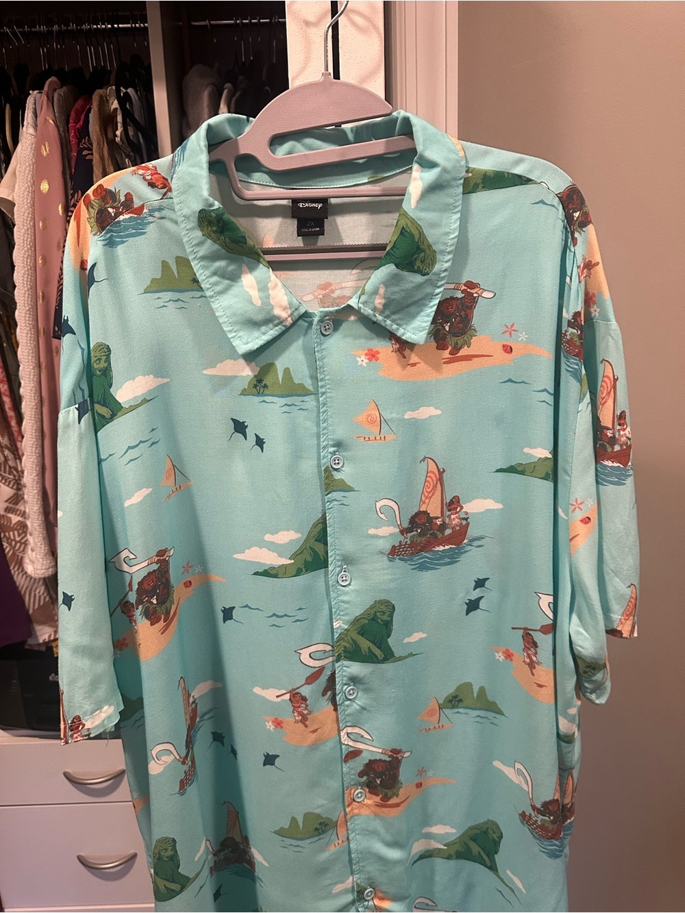 Disney / BoxLunch Moana exclusive 2x 100% Rayon soft touch shirt.